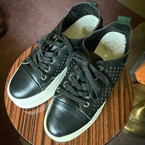 women's platform shoes
